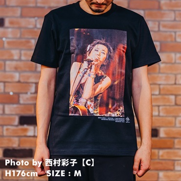 Ikebe Original 忌野清志郎 フォトプリントTシャツ Photo by 西村彩子 C - M【受注受付は終了致しました】 画像3