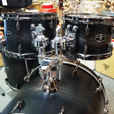 YAMAHA LIVE CUSTOM HYBRID OAK 4pc Drum Set [LHB2218 + LHP6F3 (BD22，FT16，TT12＆10) / UZU チャコールサンバースト] 画像3