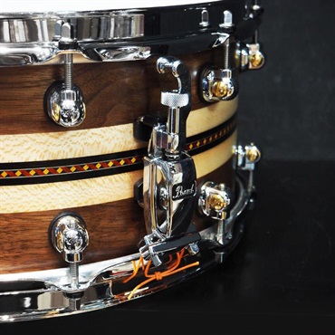 Pearl USED 中古 MCCW1465S/C #1008 Music City Custom -USA Solid Walnut Shell Snare Drums 14×6.5 [Quartersawn Sycamore Chevron with Ebony Borders] 画像5